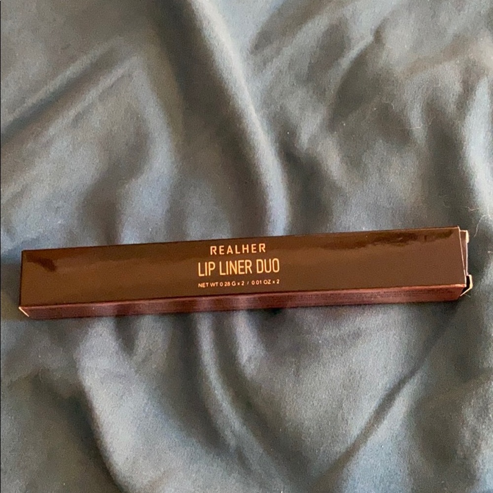 REALHER Lip Liner Duo